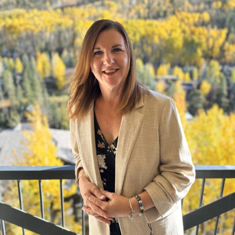 Deana vail